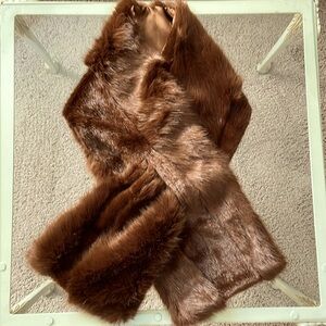 Banana Republic Reddish Hue Faux Fur Neck Wrap Beautiful
